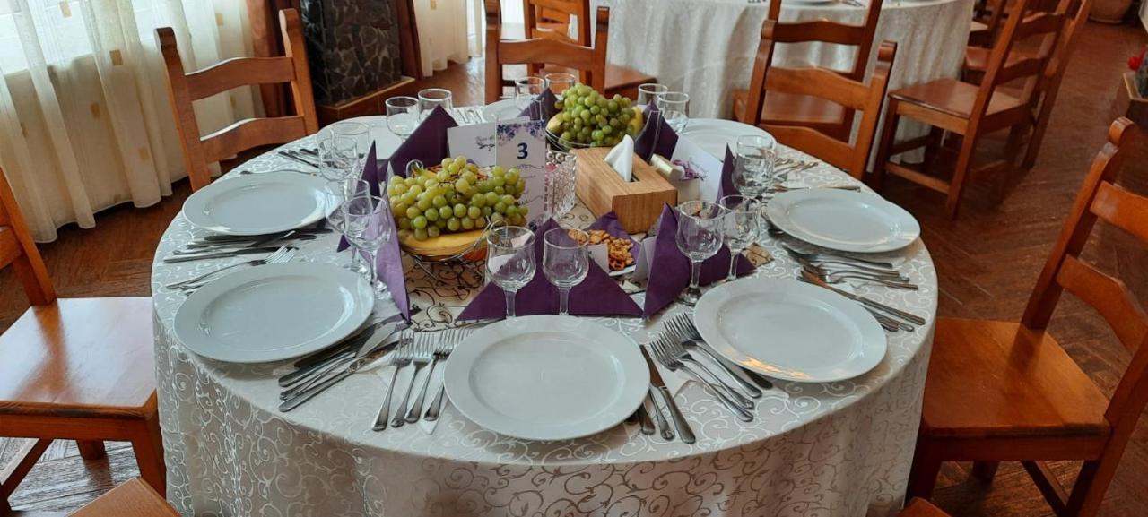 Belvedere Corbeni Luaran gambar