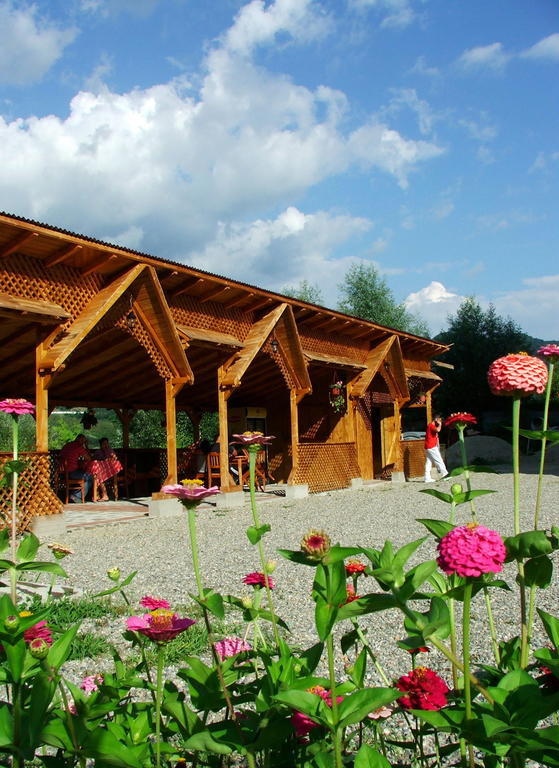 Belvedere Corbeni Luaran gambar